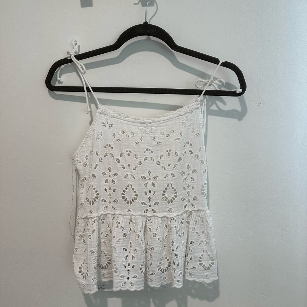 Tie shoulder eyelet cotton tank top